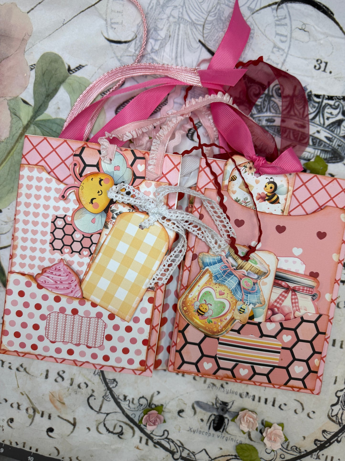 Bee Mine Pocket Folio Junk Journal Kit