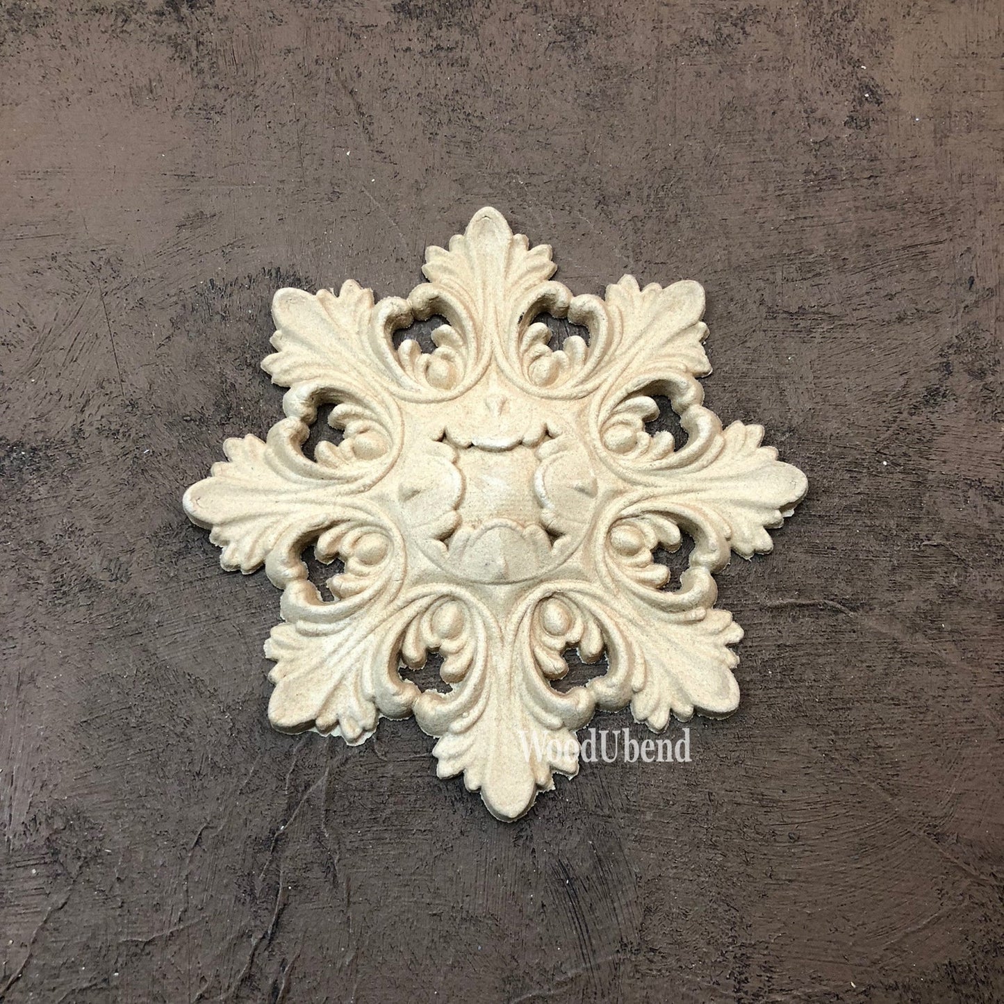 Woodubend Centerpiece WUB1323 Moulding Furniture Applique 9.6 cms Woodubend