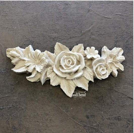 Woodubend Flower Garland WUB0348 Measures 4.5" x 2" Woodubend